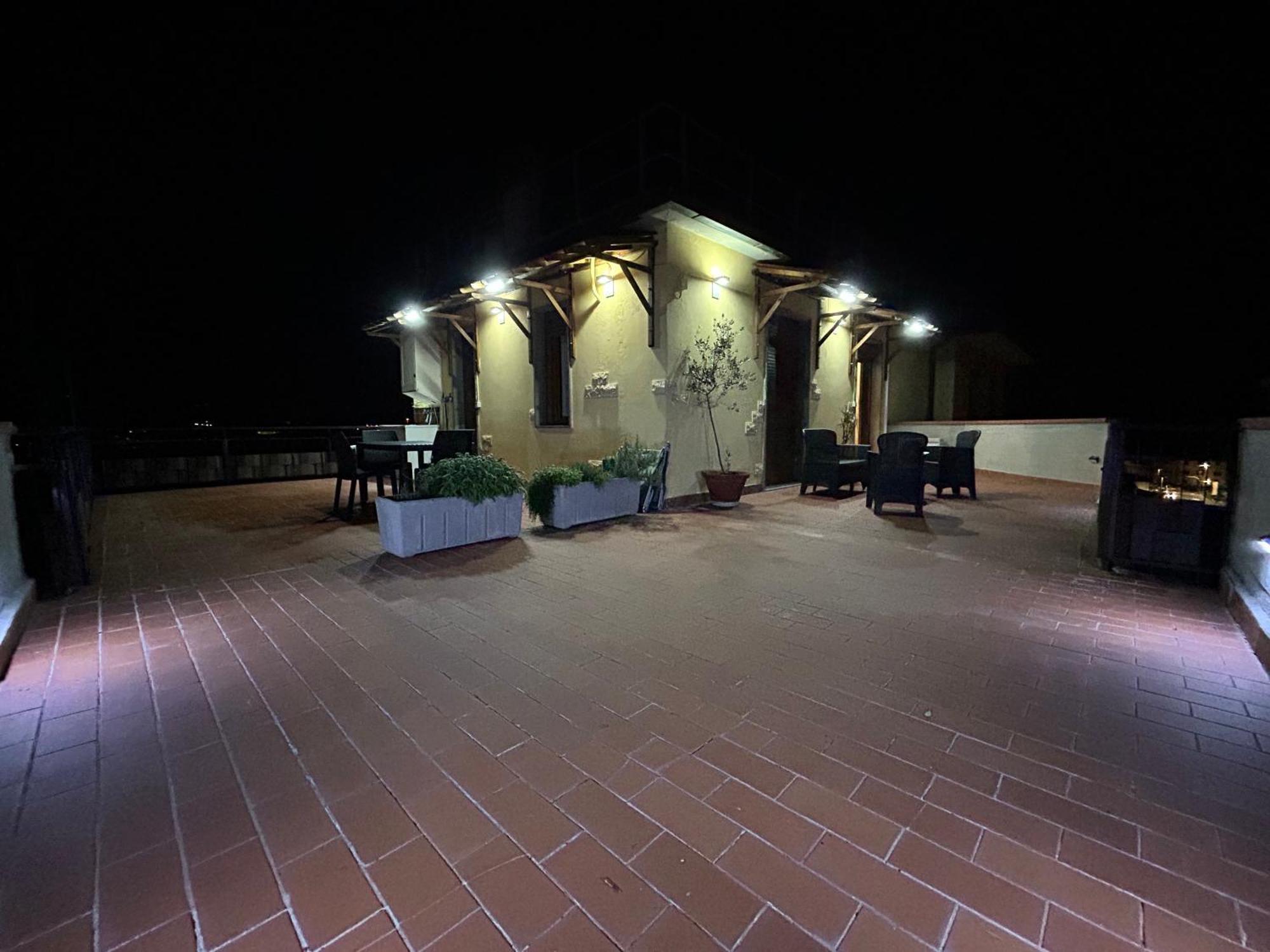 Sesto Piano Apartment Incisa in Val d'Arno المظهر الخارجي الصورة
